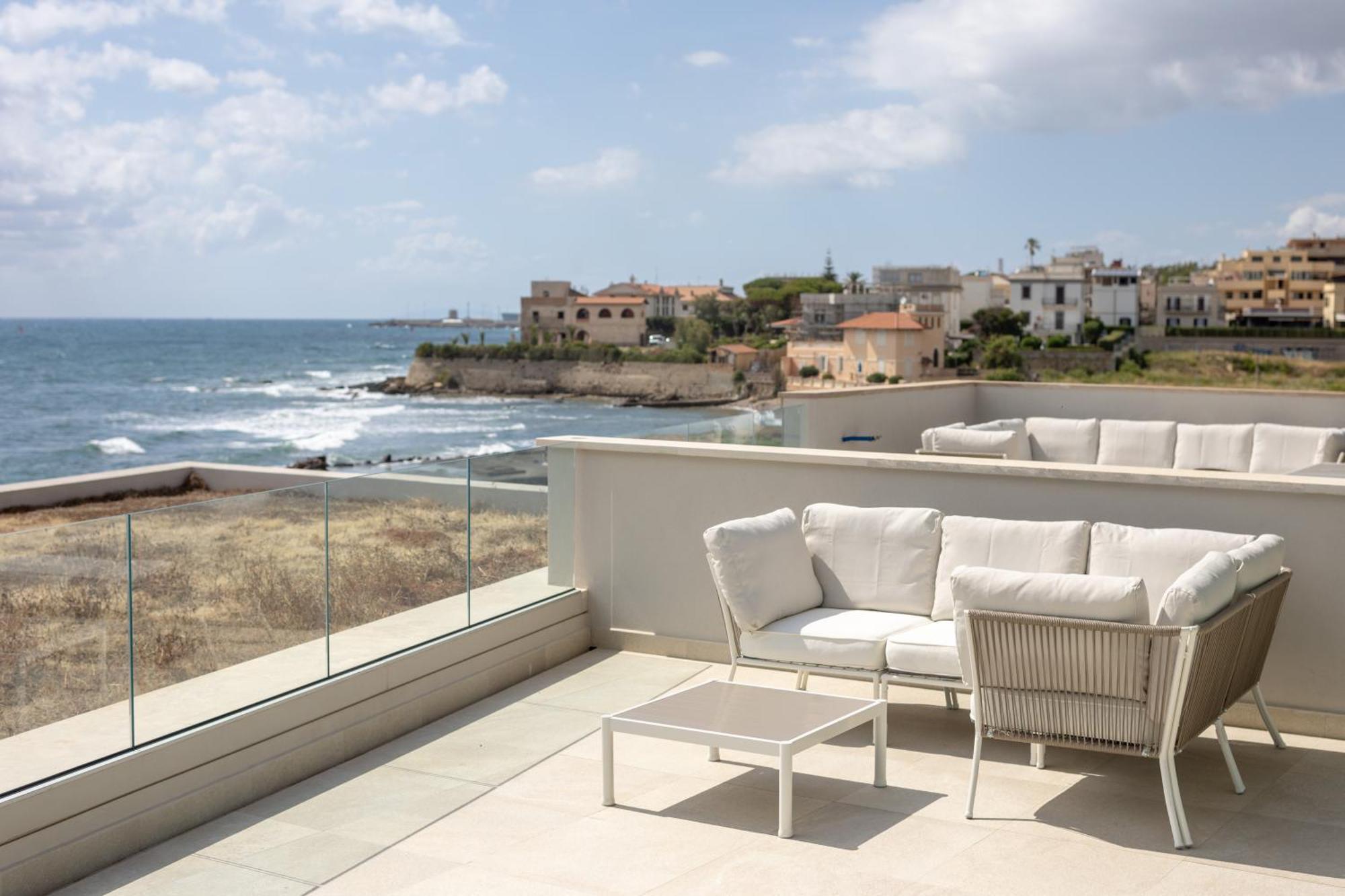 Le Suites Sul Mare Di Esterina Civitavecchia Exterior foto